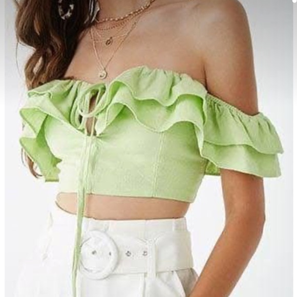 Forever 21 Tops - 🤍 5/$25 Forever 21 linen blend off shoulder crop top